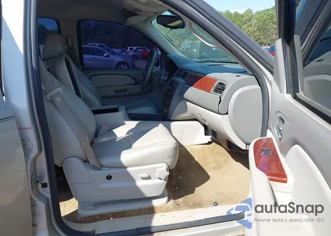 2009 Chevrolet Tahoe Lt2 из США, поврежденный, VIN 1GNFK23019R262475